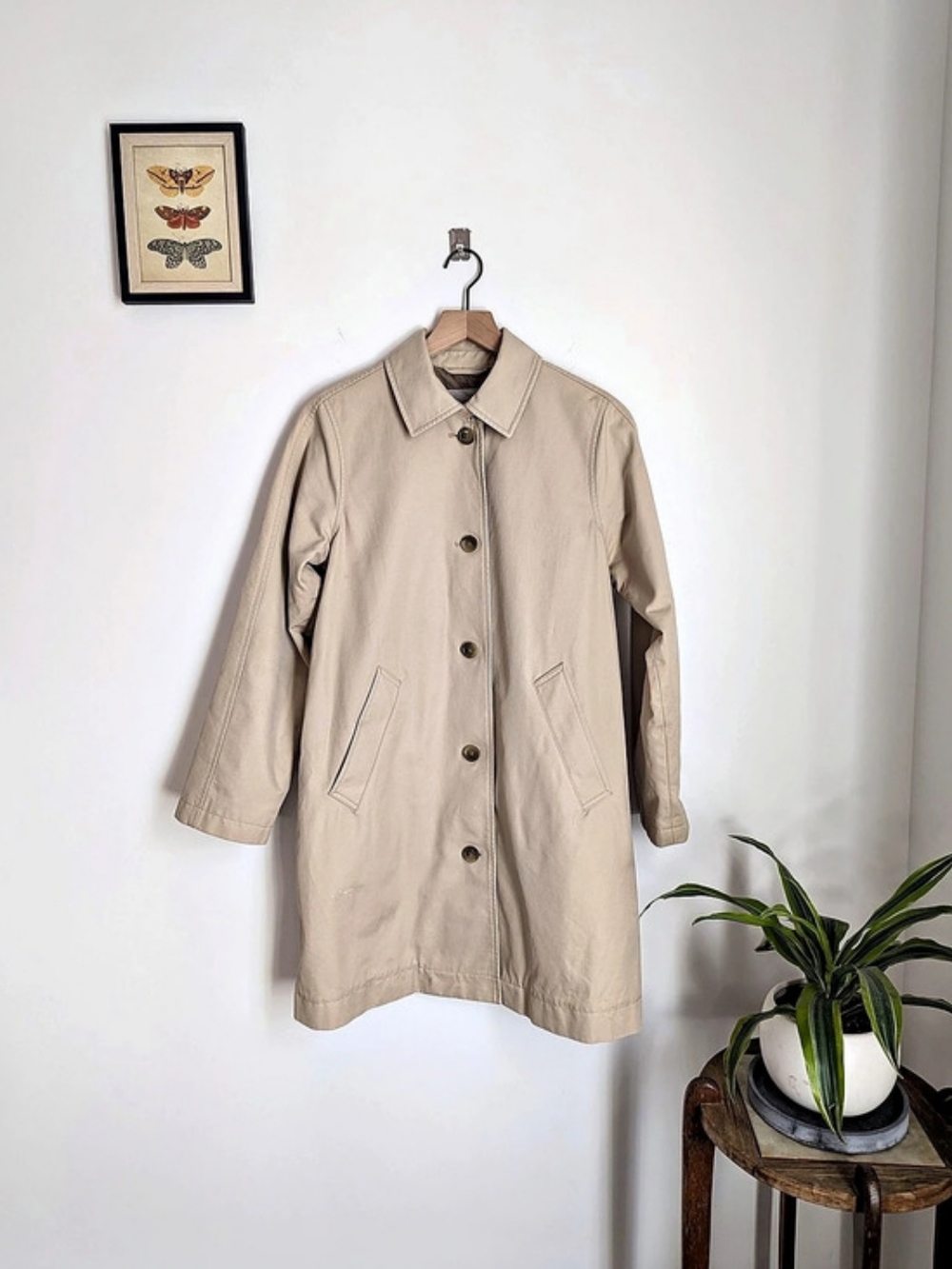 Everlane The Mac Coat Cotton Trench Coat in Beige